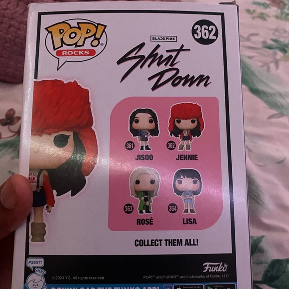 Blackpink Jennie funko pop - Picture 2 of 2